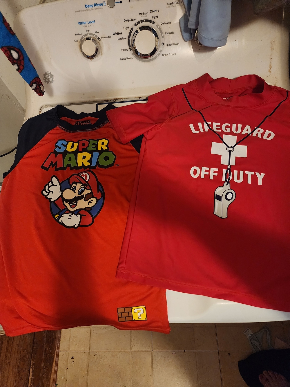Rash Guard (2)
